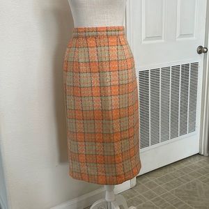 Vintage pencil skirt custom handmade approx Sz 8, warm wool like tweed